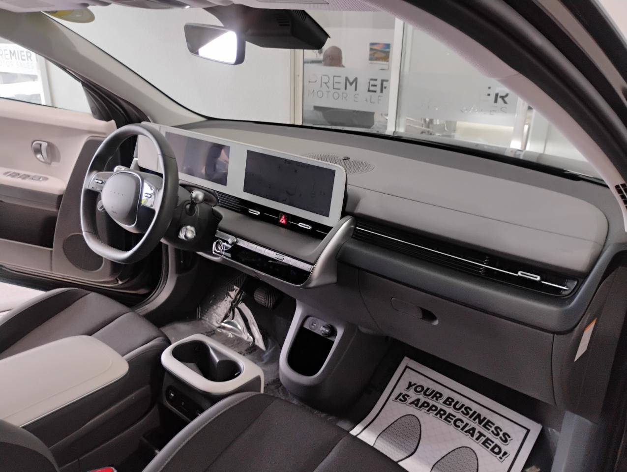Used 2024 Hyundai Ioniq 5 SEL RWD image 52