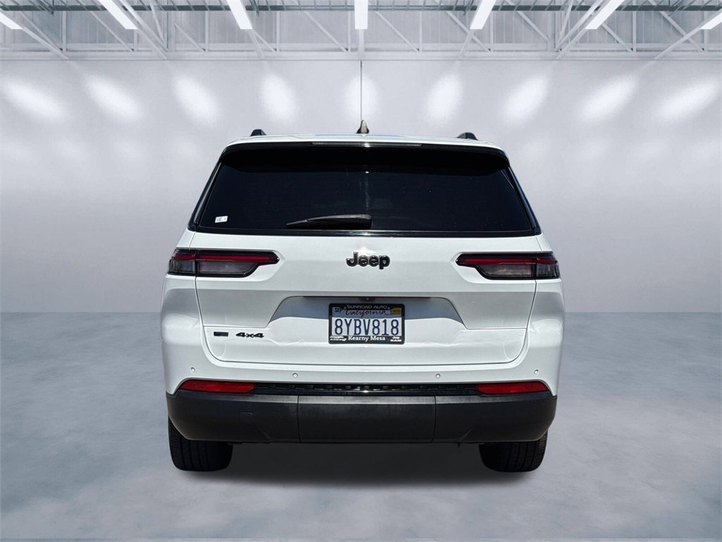Used 2021 Jeep Grand Cherokee L Laredo image 5