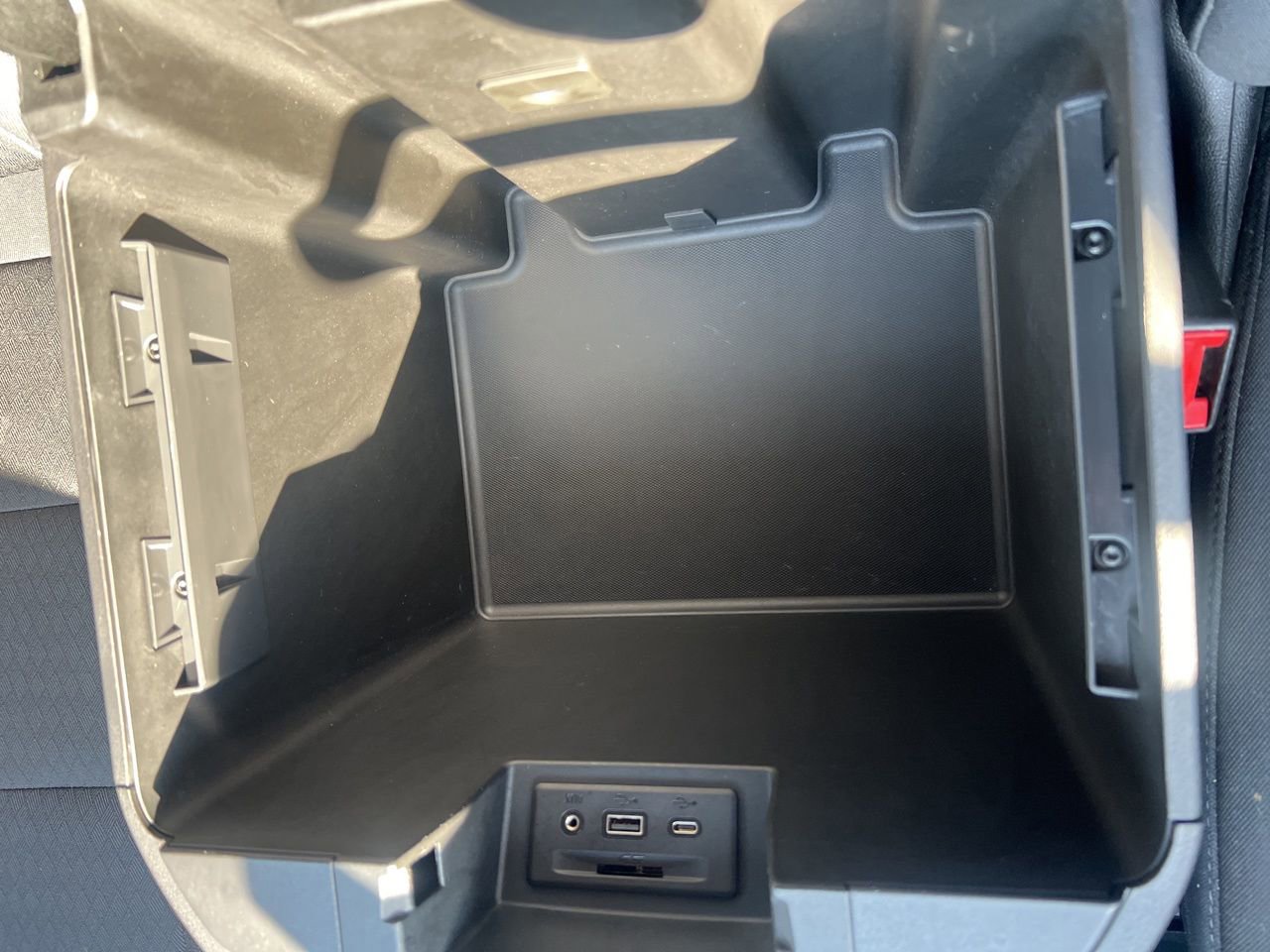 Used 2020 Chevrolet Silverado 1500 RST image 33