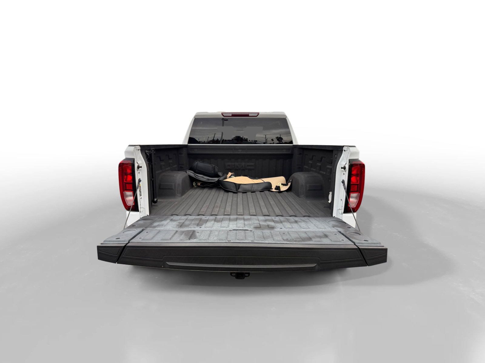 Used 2022 GMC Sierra 1500 Elevation image 17