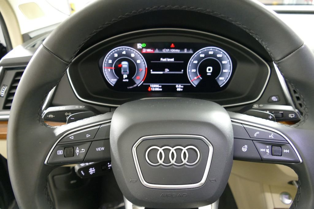 Certified 2023 Audi Q5 2.0T Premium Plus w/ Premium Plus Package AWD/4WD image 18