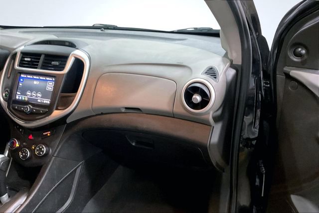 Used 2020 Chevrolet Sonic LT image 17