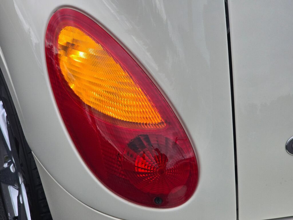 Used 2005 Chrysler PT Cruiser GT FWD image 56