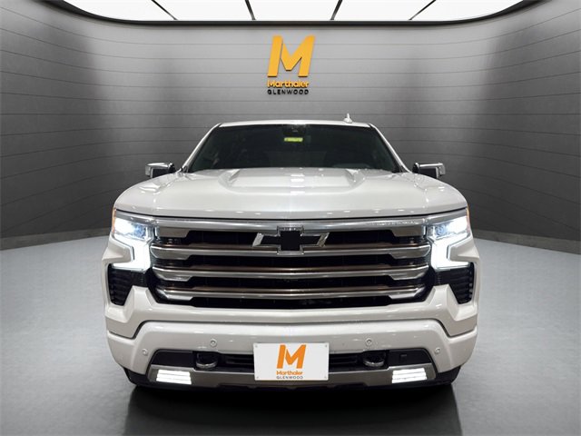 Used 2022 Chevrolet Silverado 1500 High Country image 3