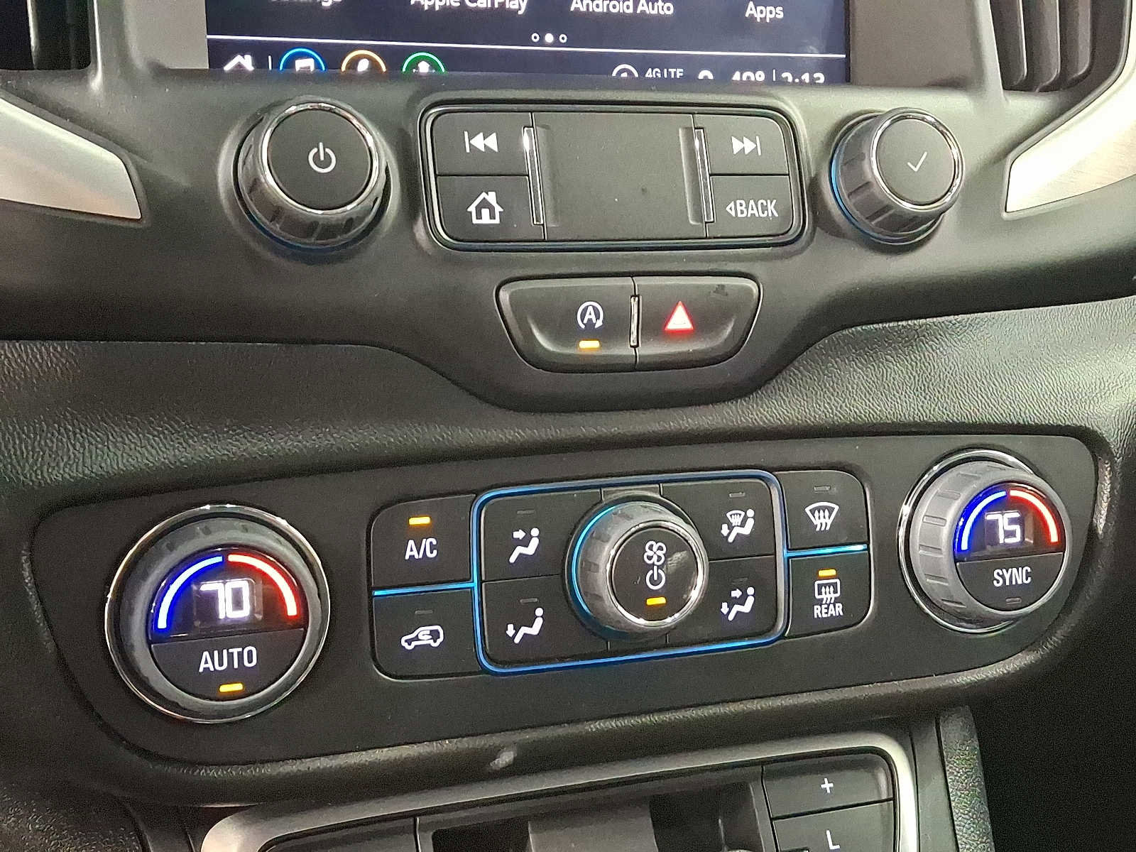 Used 2023 GMC Terrain SLT AWD/4WD image 15