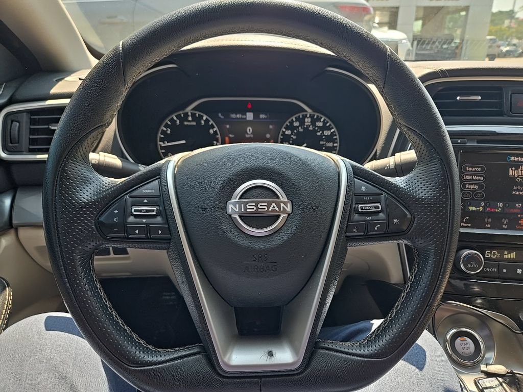 Used 2023 Nissan Maxima SV w/ Floor Mat Group FWD image 10