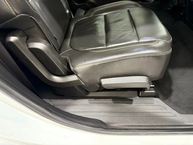 Used 2021 Chevrolet Traverse RS image 28