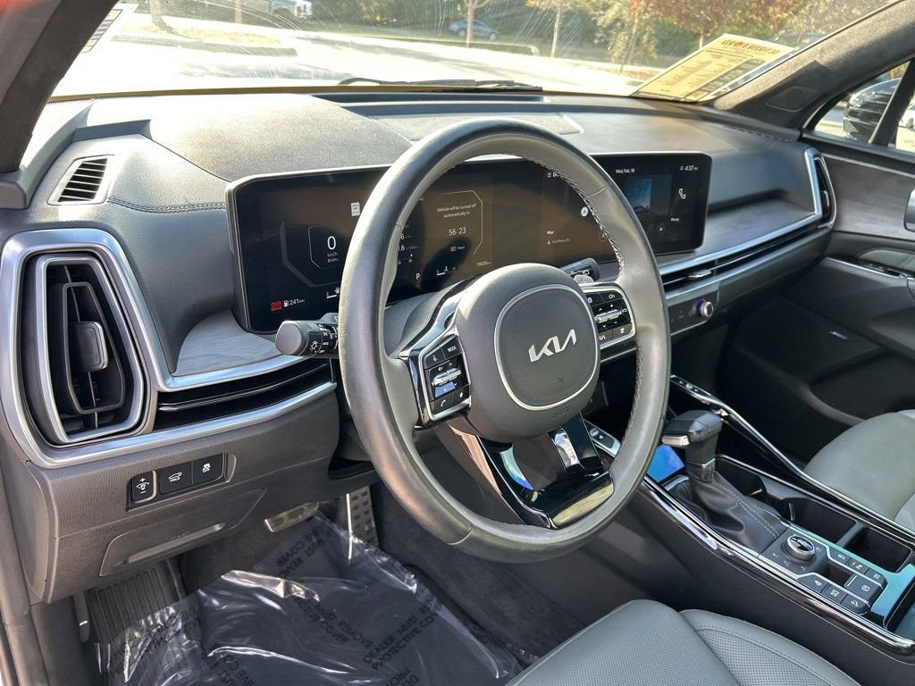 Used 2024 Kia Sorento SX Prestige w/ Sage Leather Package image 23