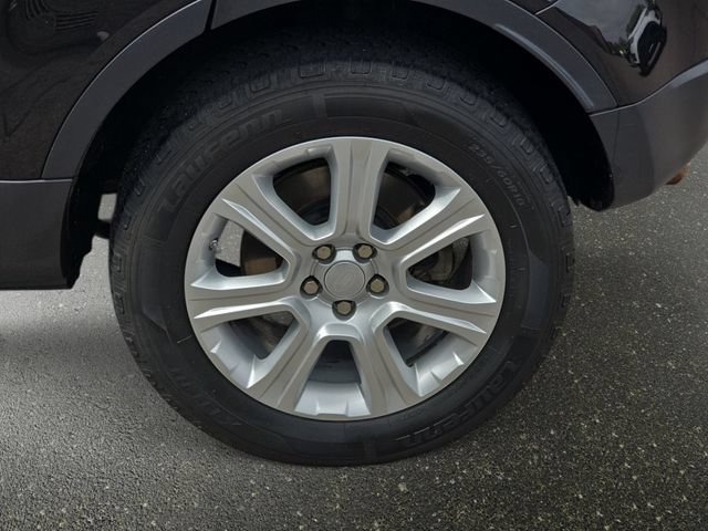 Used 2018 Land Rover Range Rover Evoque SE AWD/4WD image 36