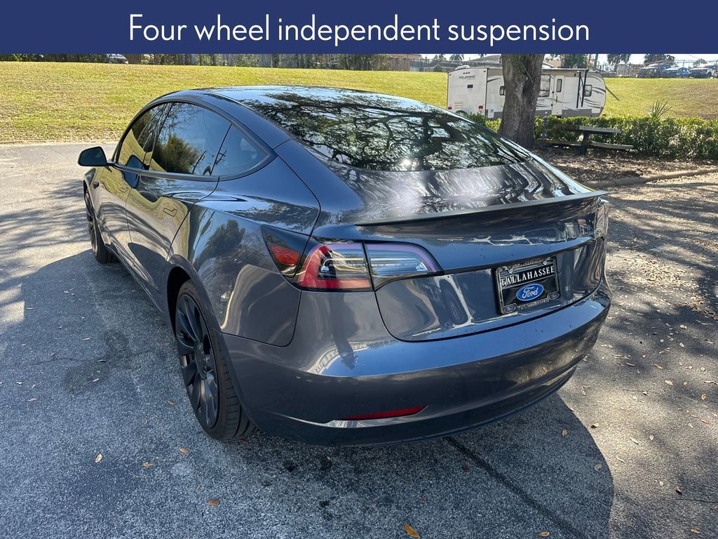 Used 2022 Tesla Model 3 Performance image 2