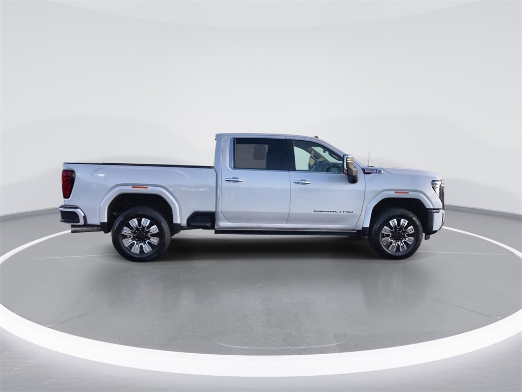 Used 2024 GMC Sierra 2500 Denali w/ Denali Reserve Package image 9