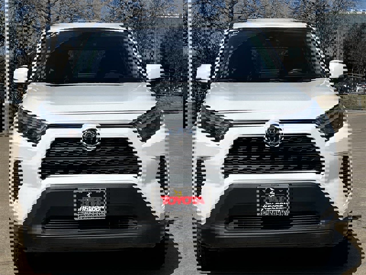 Used 2024 Toyota RAV4 XLE image 7