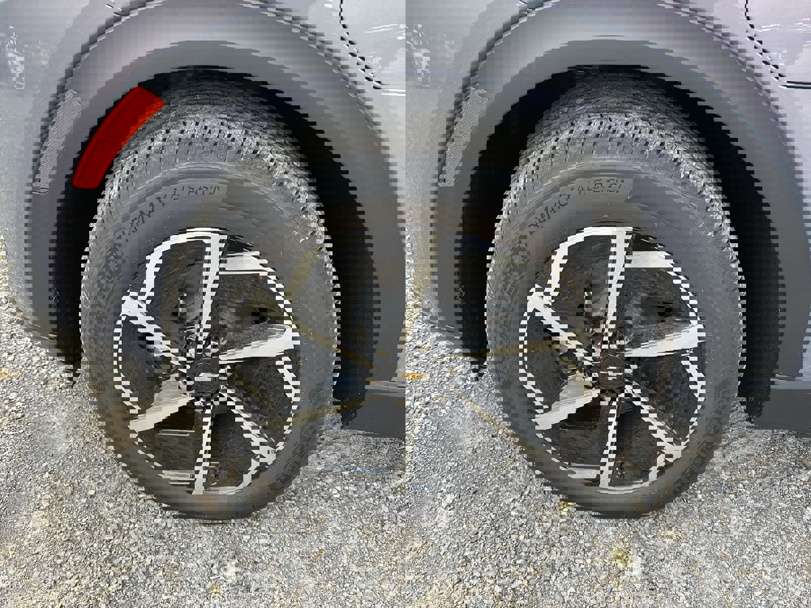 New 2026 Chevrolet Equinox EV LT image 10