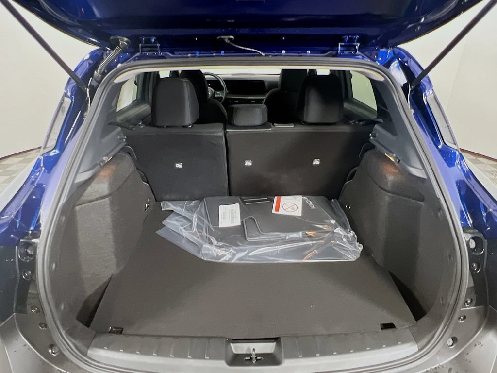 New 2026 Nissan Kicks SV w/ SV Premium Package AWD/4WD image 22