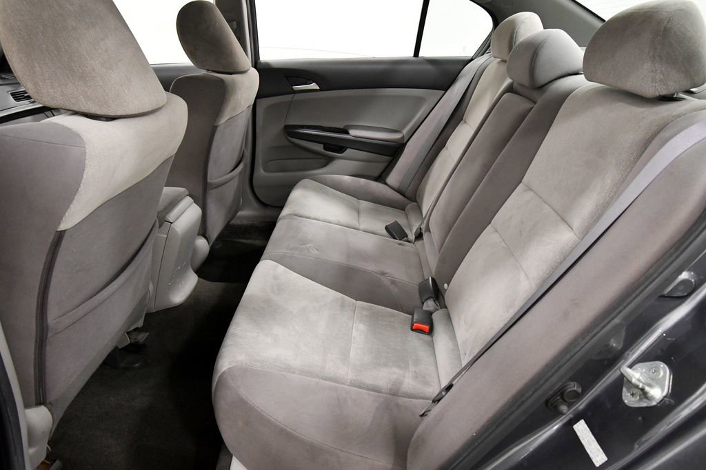 Used 2010 Honda Accord LX-P image 12
