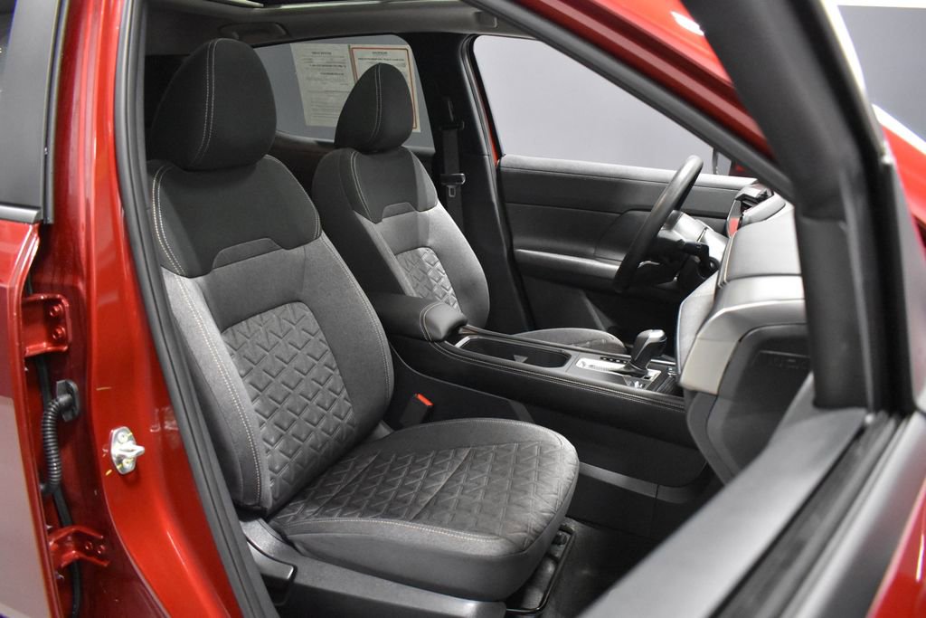 Certified 2025 Nissan Kicks SV w/ SV Premium Package image 14