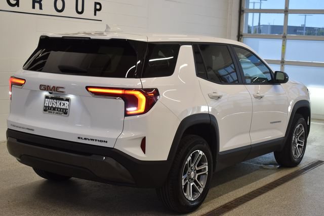 Used 2025 GMC Terrain Elevation AWD/4WD image 4