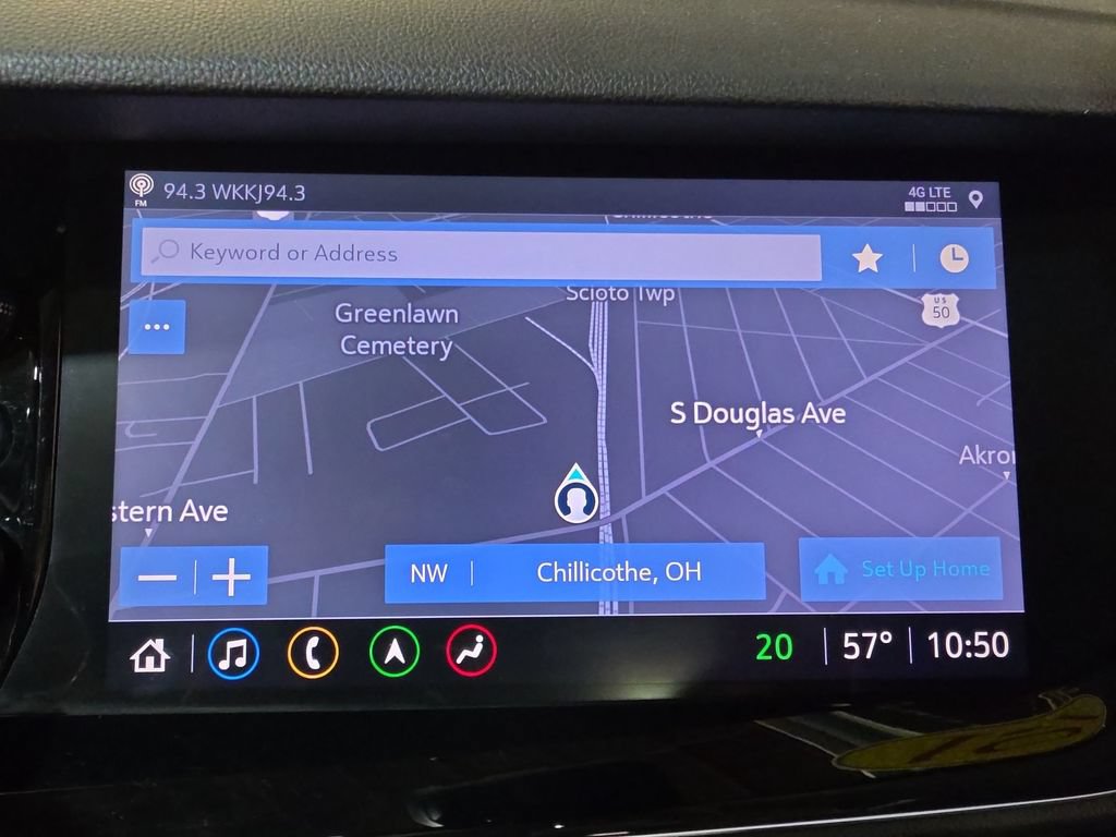 Used 2021 Buick Envision Avenir w/ Technology Package II FWD image 20