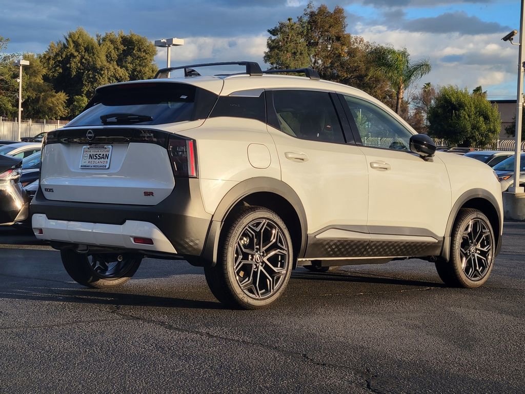 New 2026 Nissan Kicks SR w/ SR Premium Package FWD image 2