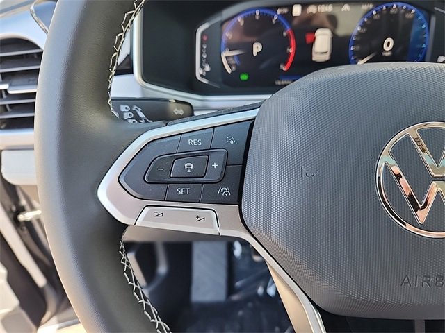 New 2025 Volkswagen Taos SEL image 11