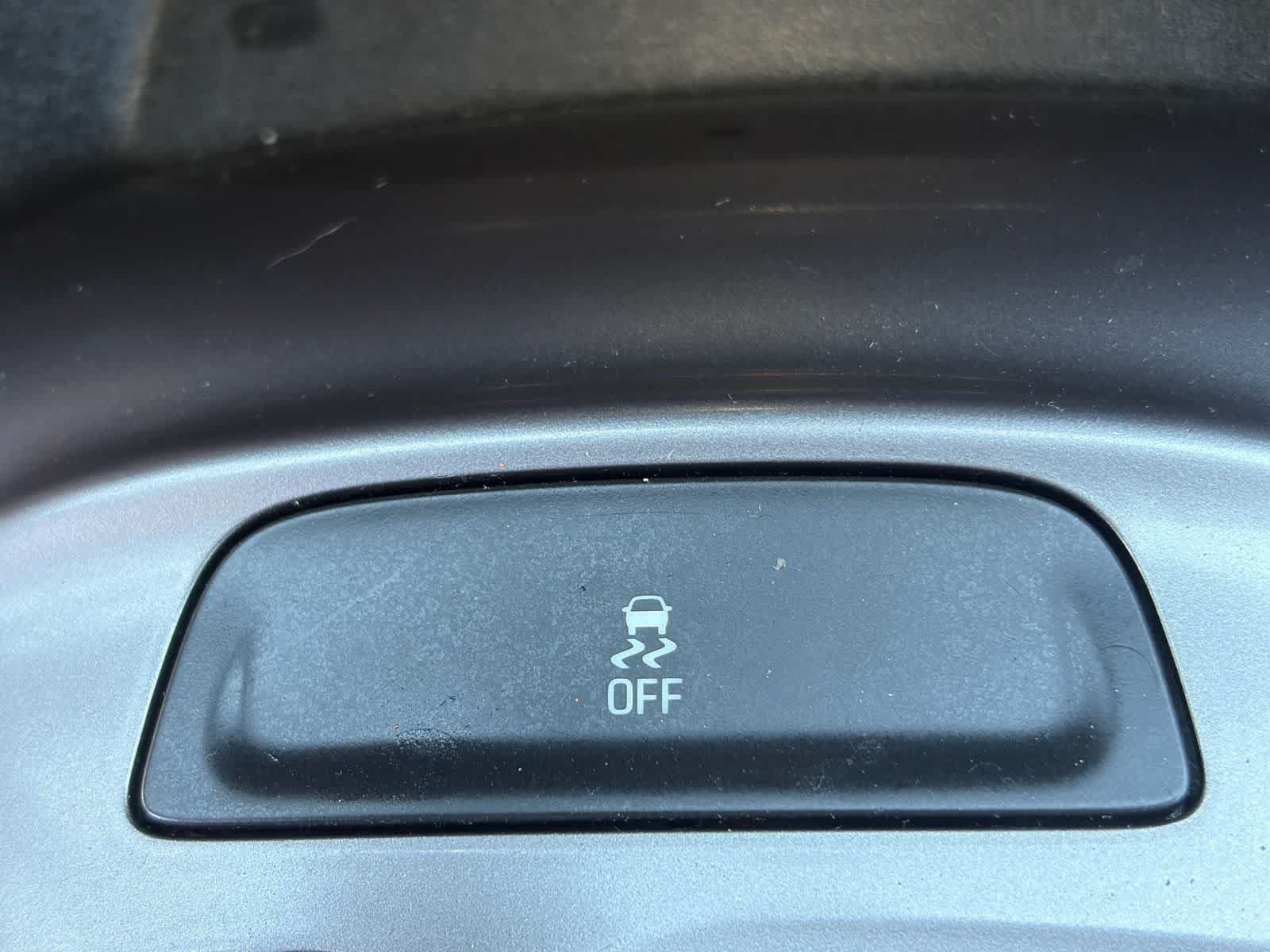 Used 2022 Chevrolet Malibu LT FWD image 25