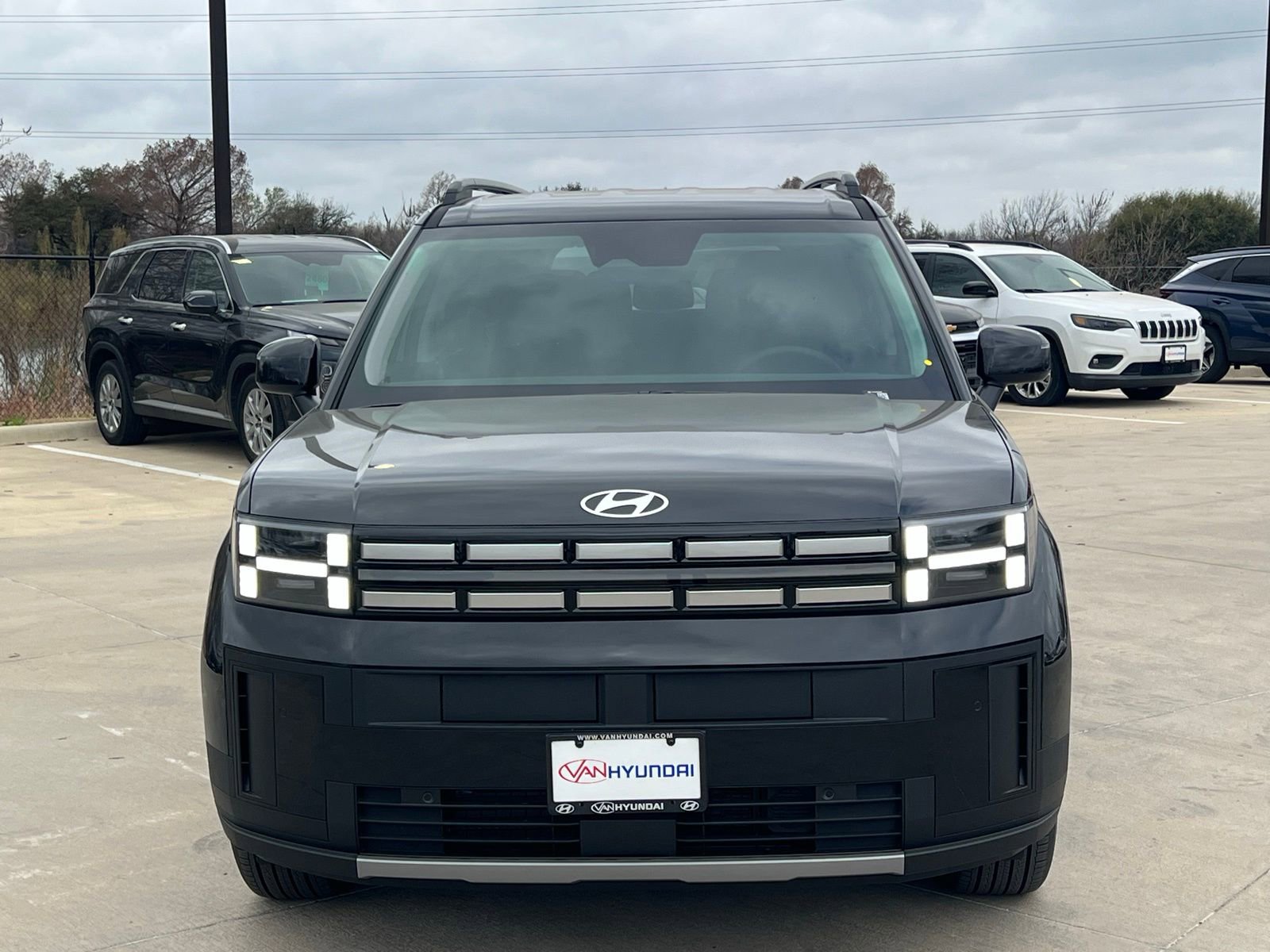 Used 2026 Hyundai Santa Fe SEL image 2