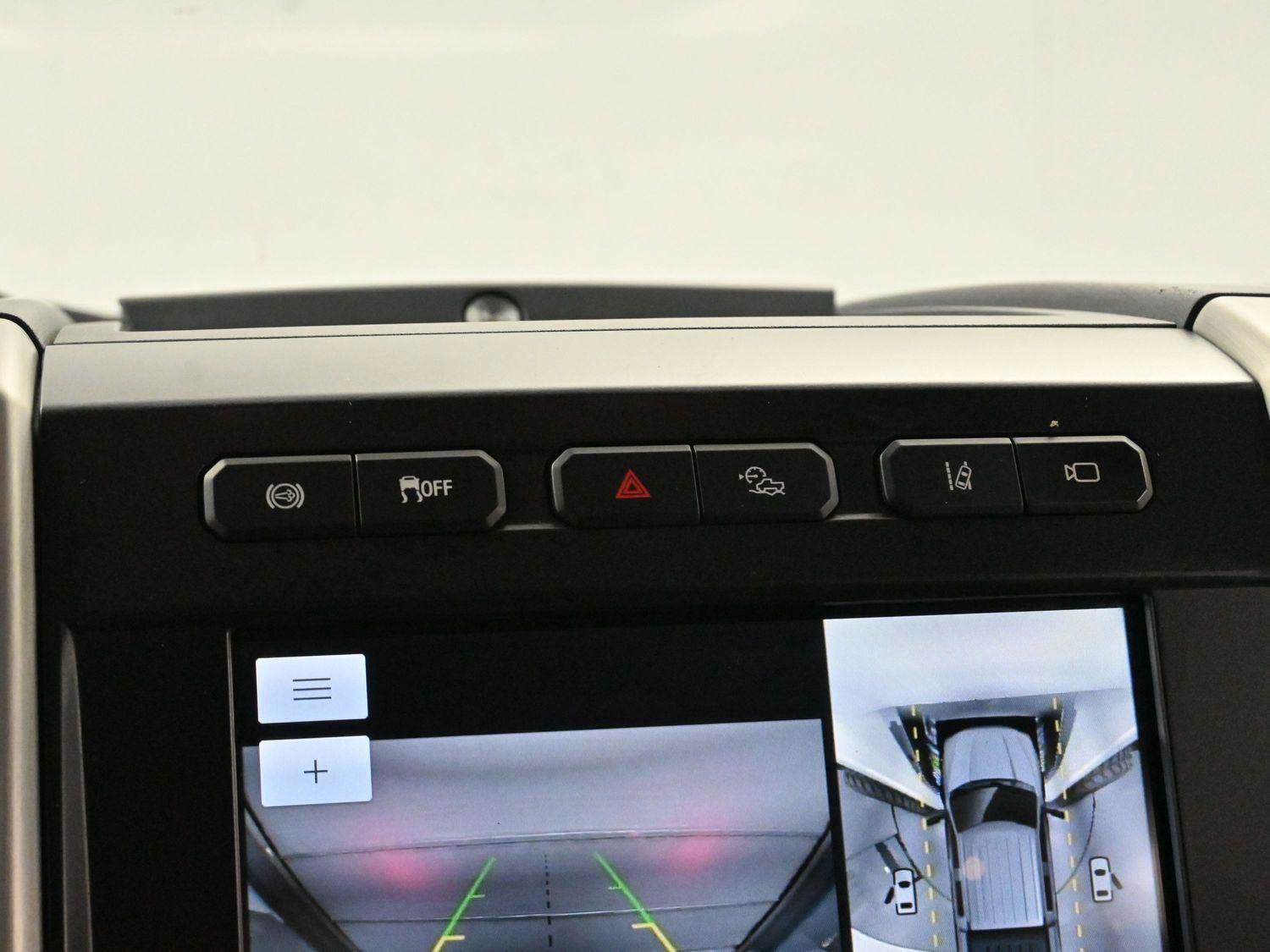 Used 2021 Ford F350 Platinum w/ Tremor Off-Road Package image 23