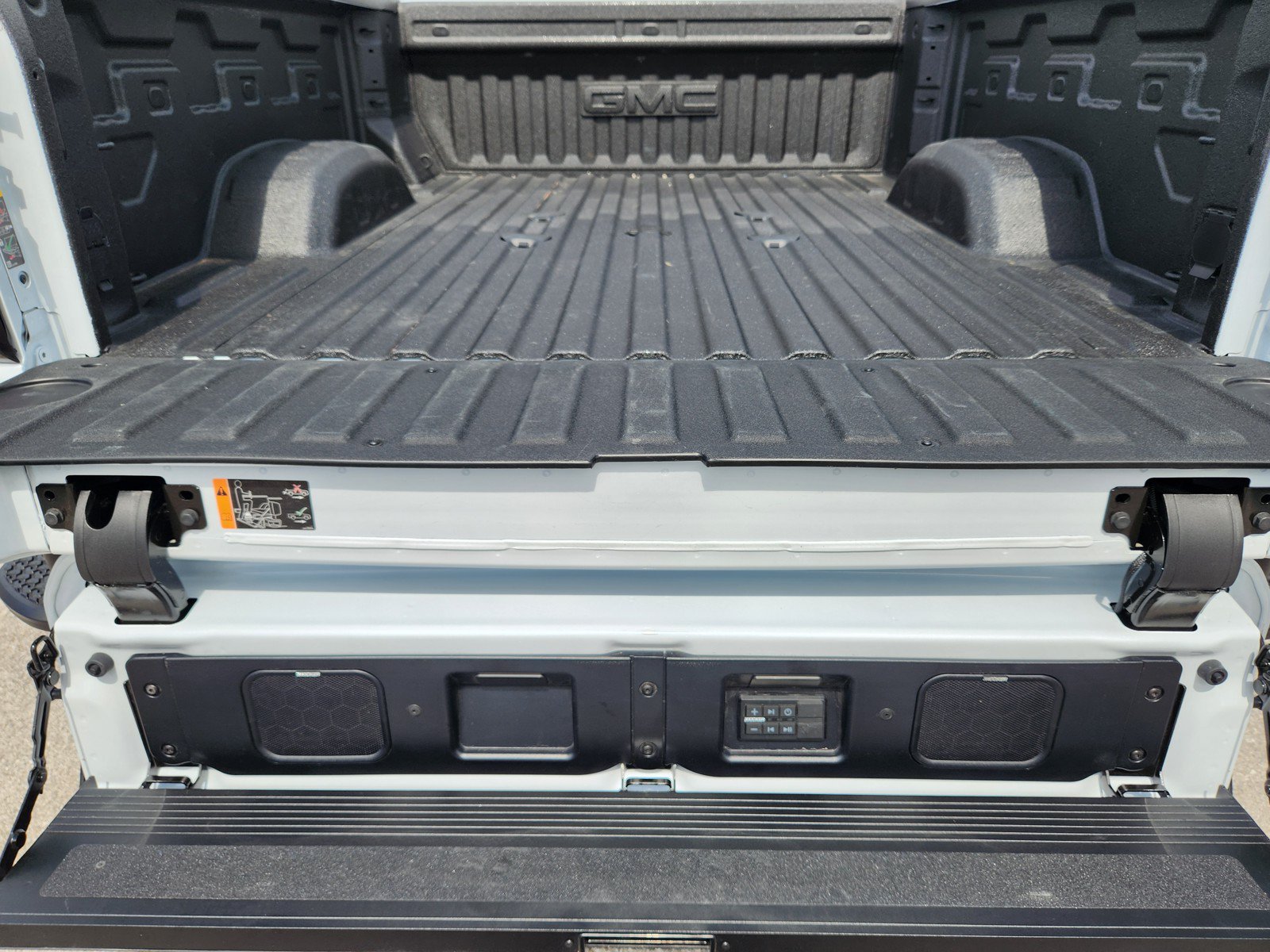 Used 2026 GMC Sierra 2500 Denali Ultimate AWD/4WD image 26