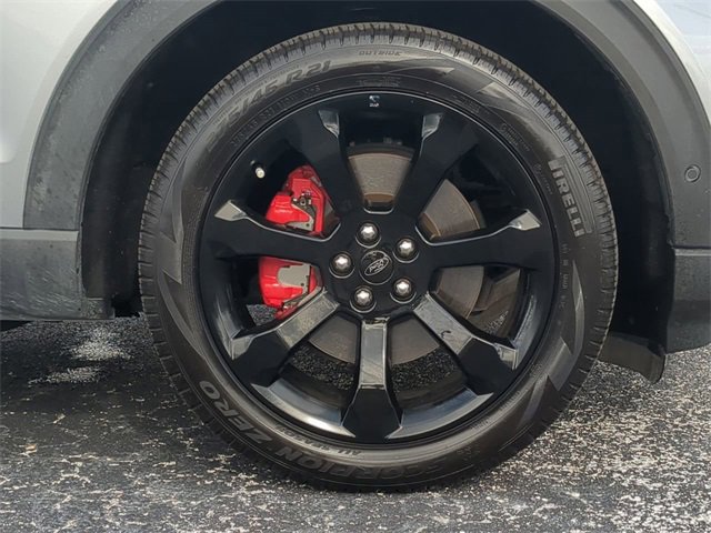 Used 2020 Ford Explorer ST w/ ST Street Pack image 11