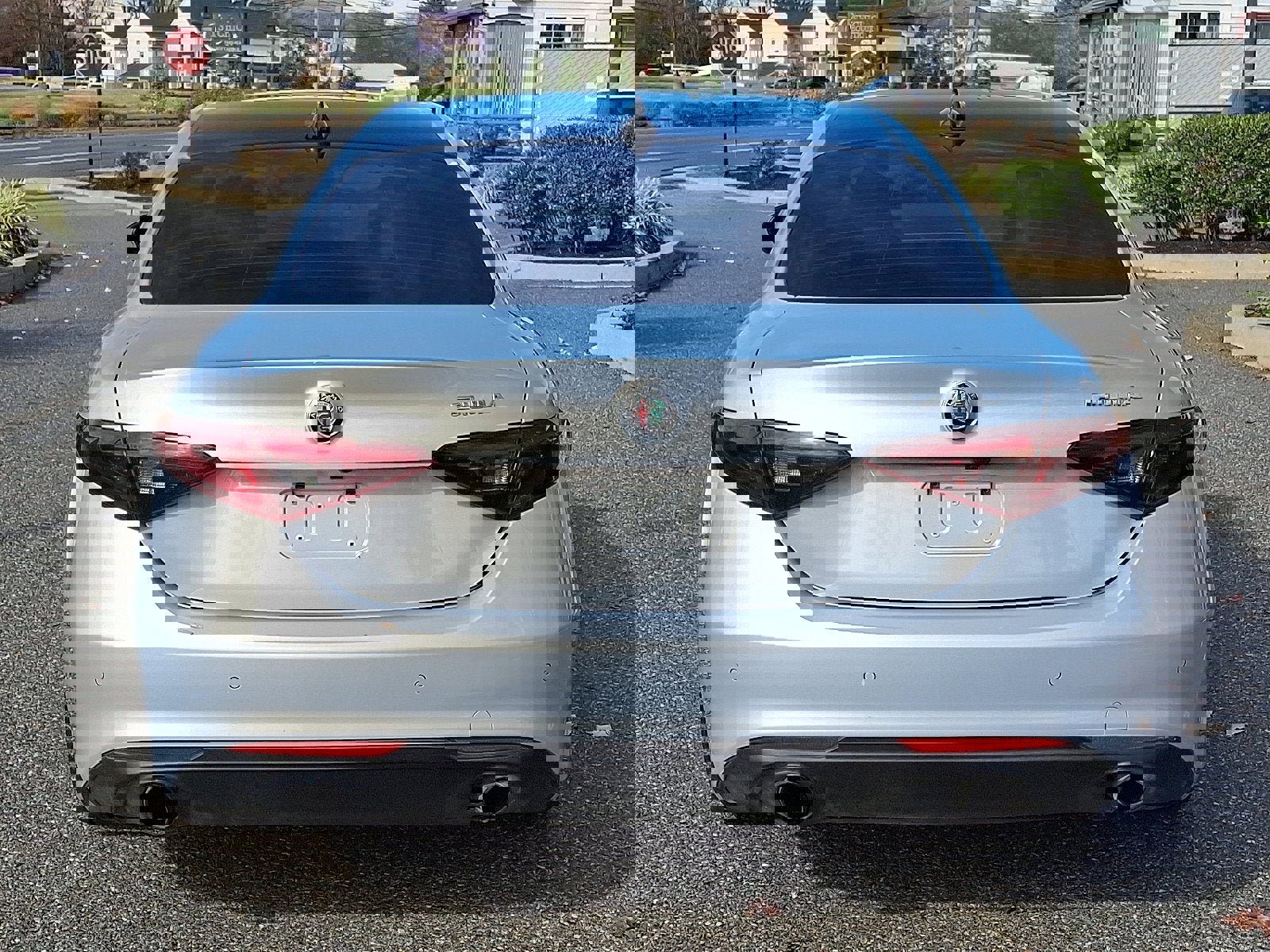 Used 2022 Alfa Romeo Giulia Ti image 5