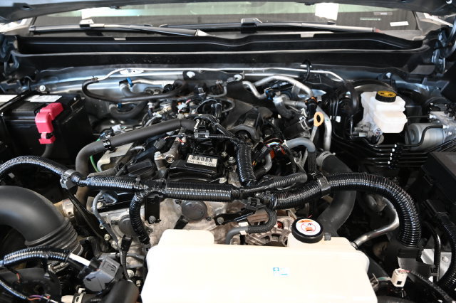 Used 2024 Toyota Tacoma TRD Off-Road AWD/4WD image 31