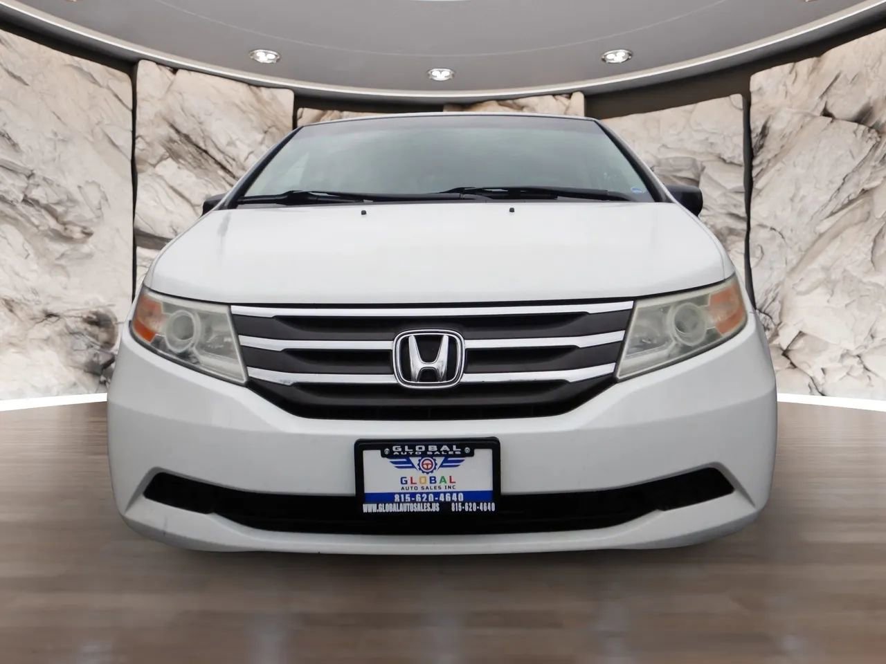 Used 2011 Honda Odyssey EX-L image 2