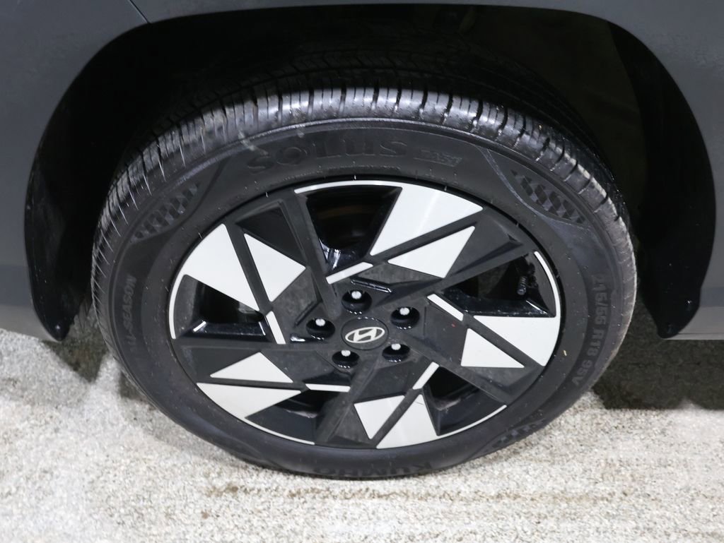Used 2025 Hyundai Kona SEL AWD/4WD image 8