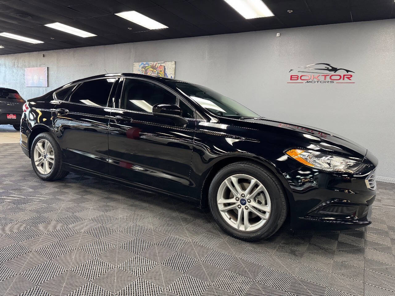 Used 2018 Ford Fusion SE w/ Fusion SE Technology Package