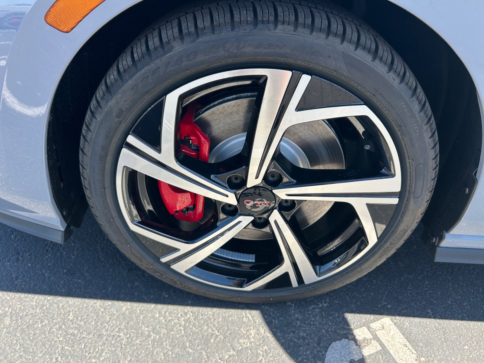 New 2026 Volkswagen Golf SE FWD image 25
