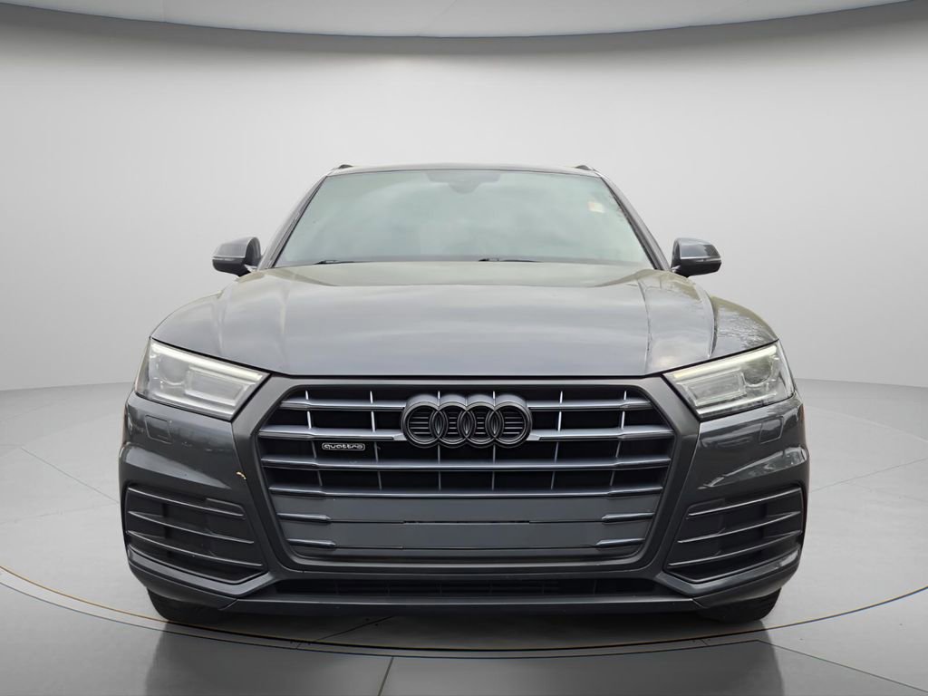 Used 2019 Audi Q5 2.0T Premium w/ Convenience Package image 4
