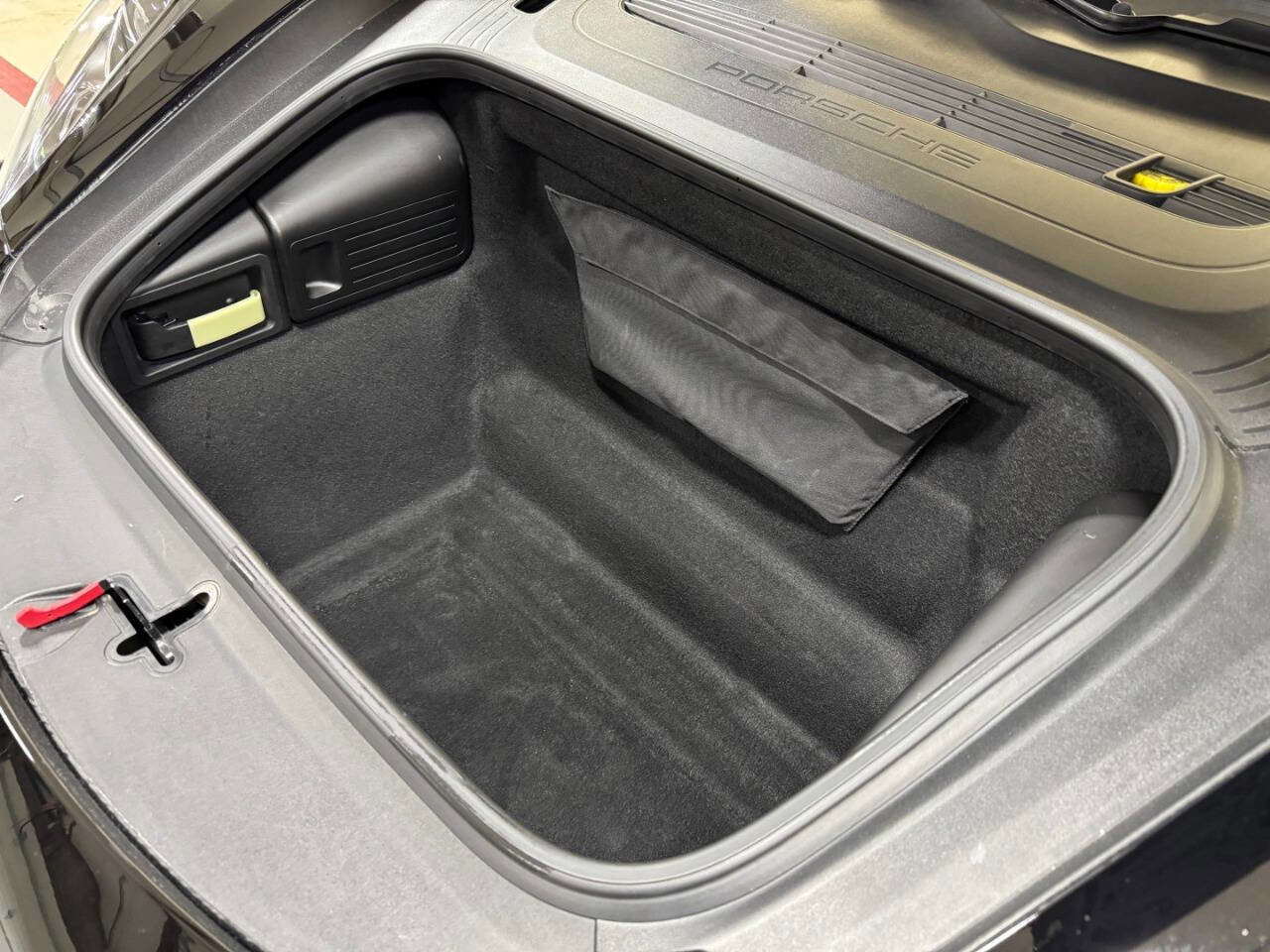 Used 2013 Porsche Boxster RWD image 31