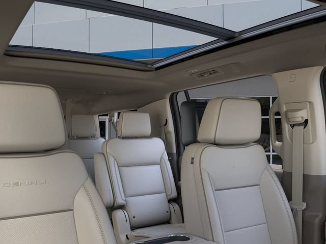 New 2026 GMC Yukon XL Denali w/ Denali Reserve Package AWD/4WD image 24