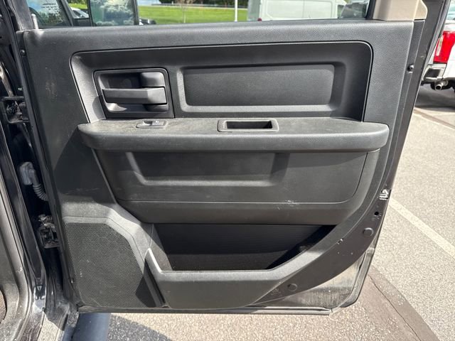 Used 2017 RAM 1500 Express w/ Black Ram 1500 Express Group image 16