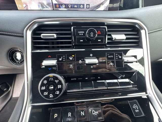 New 2026 Nissan Armada SL w/ Captain's Chari Seat Package image 18