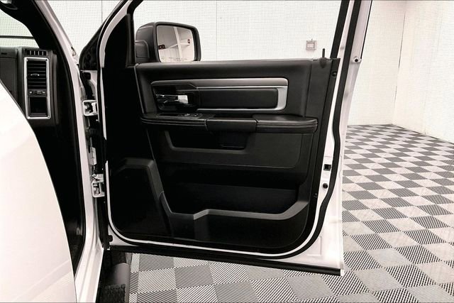 Used 2022 RAM 1500 Classic Warlock w/ Electronics Group AWD/4WD image 21