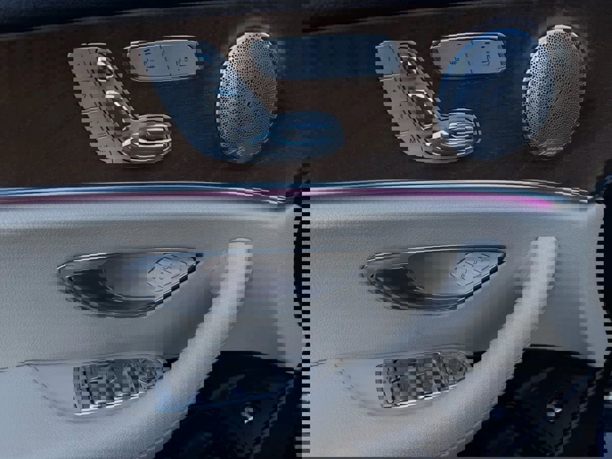 Used 2018 Mercedes-Benz E 300 image 37