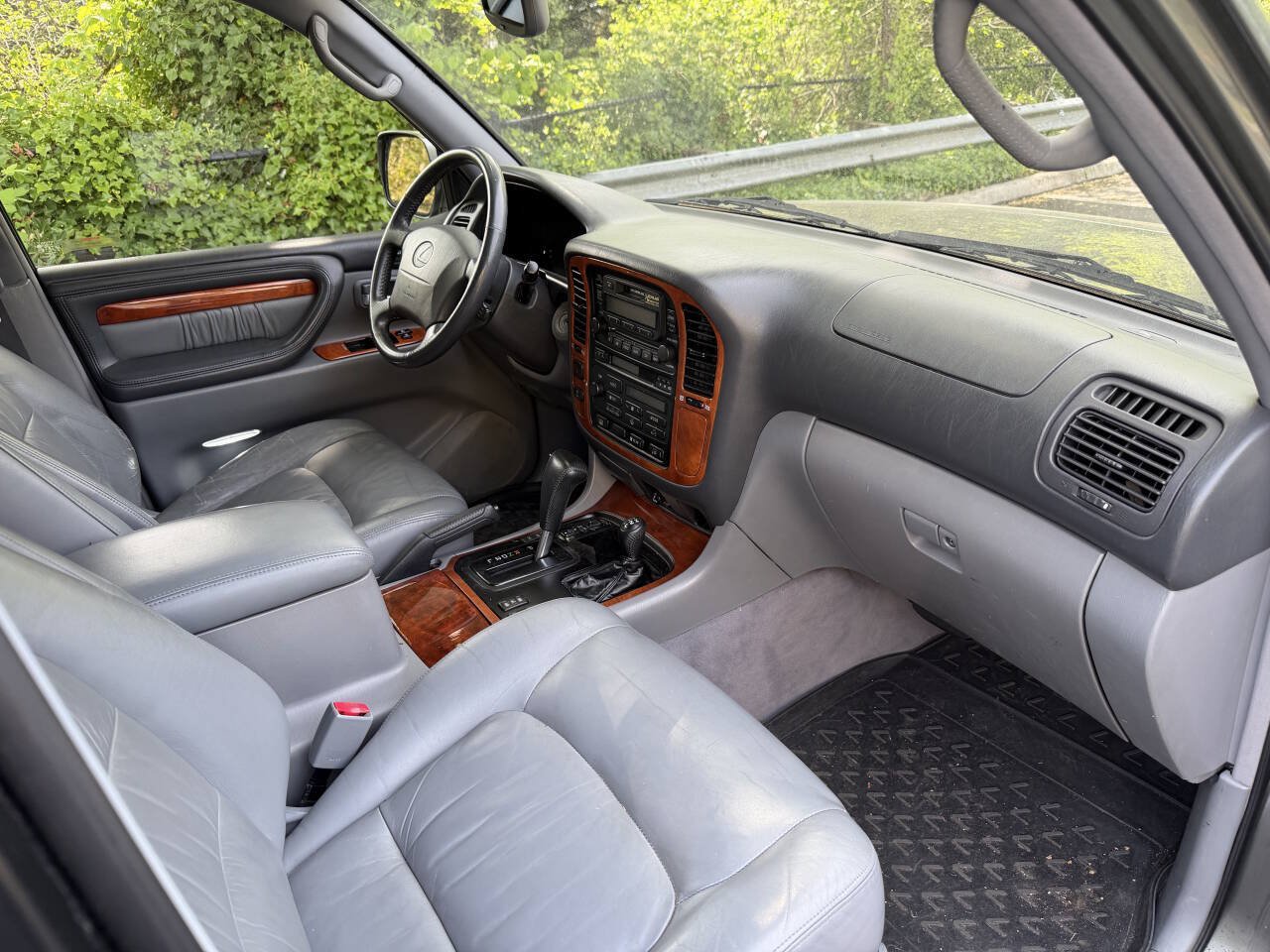 Used 1999 Lexus LX 470 4WD image 14