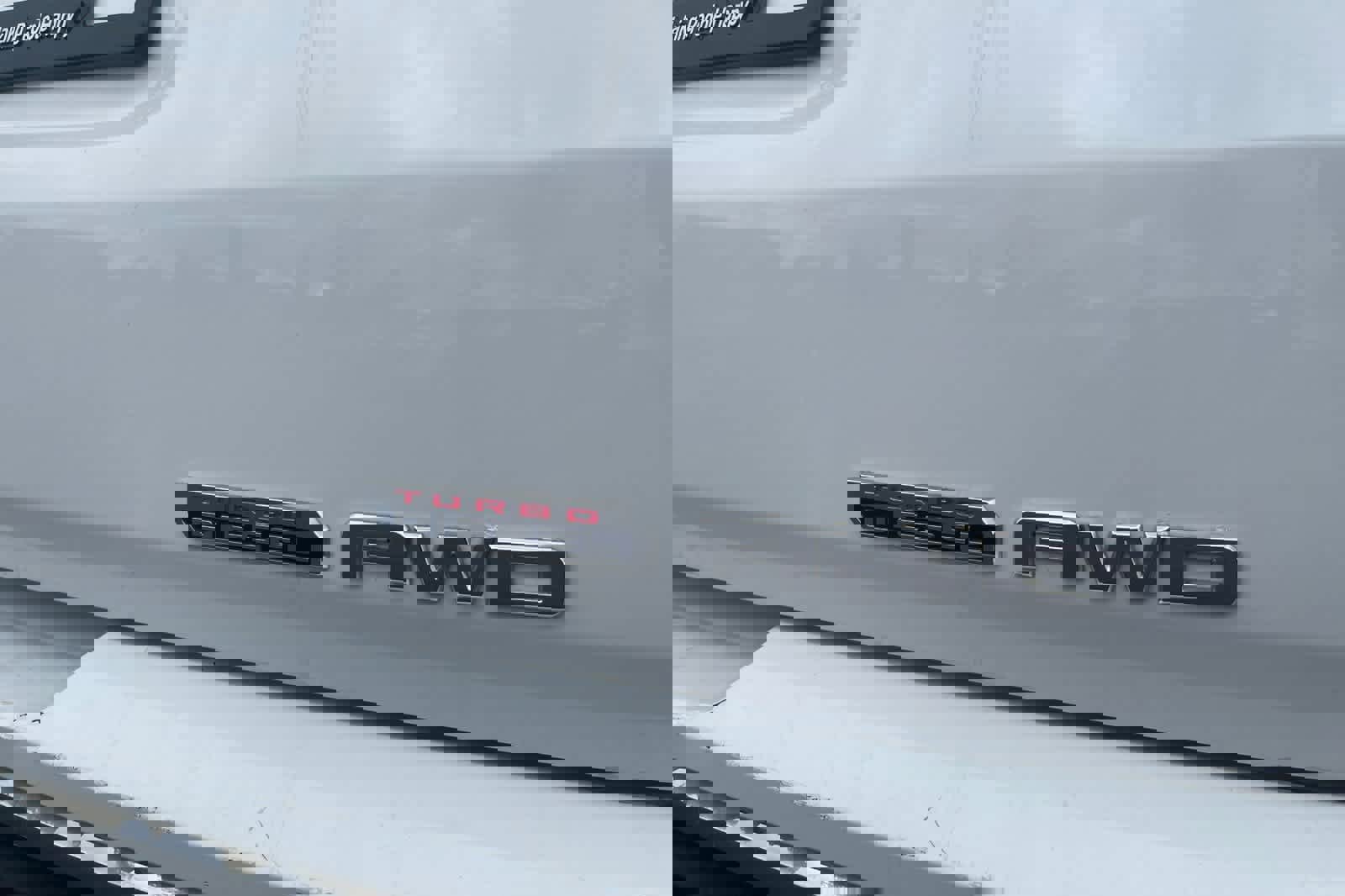 Used 2018 GMC Terrain SLT w/ Infotainment Package II image 12