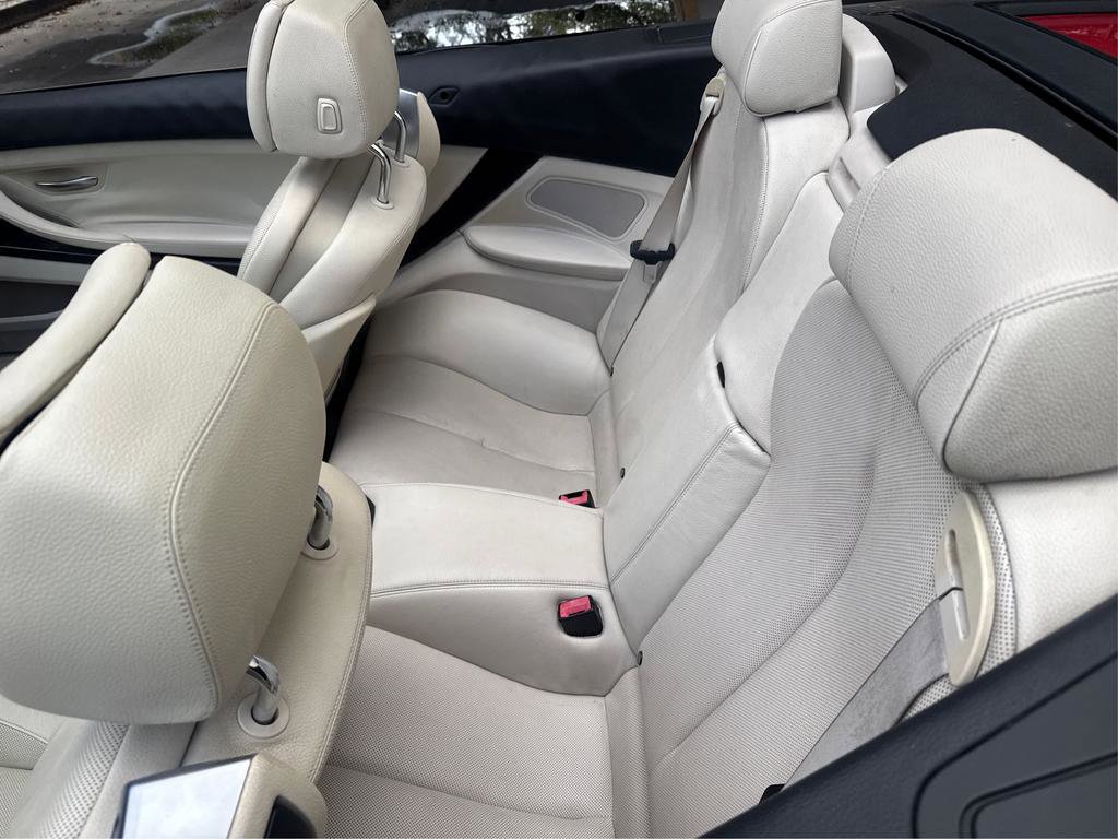 Used 2013 BMW 640i Convertible image 10