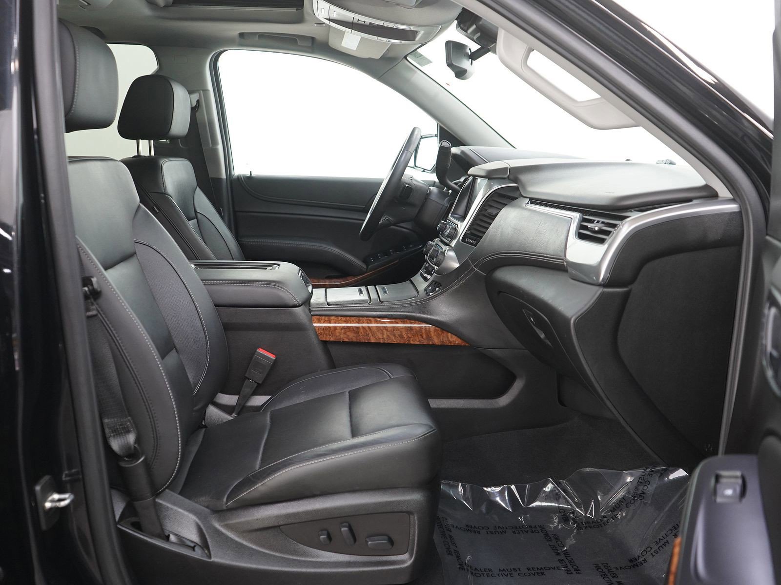 Used 2019 Chevrolet Suburban Premier AWD/4WD image 11