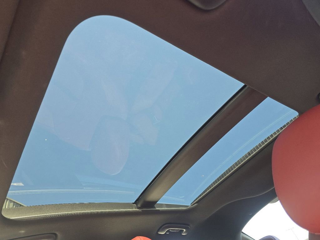 Used 2023 Kia K5 GT-Line image 3