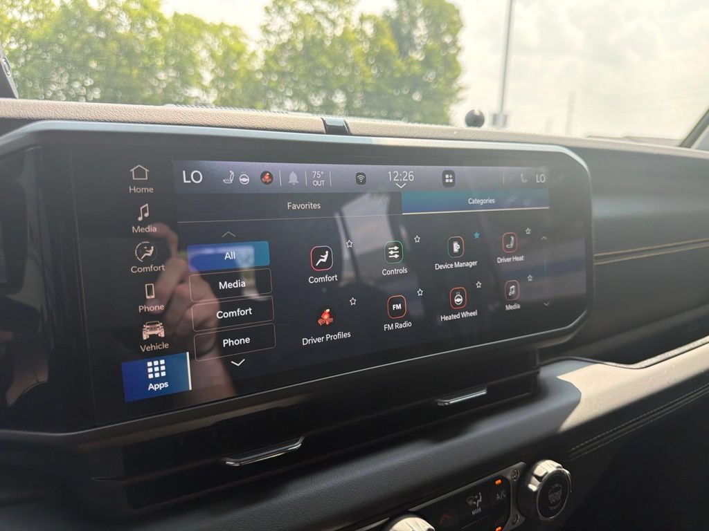 Used 2025 Jeep Gladiator Sport AWD/4WD image 30