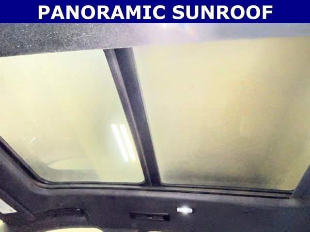 Used 2024 Chevrolet Traverse RS w/ LPO, Floor Liner Package image 30