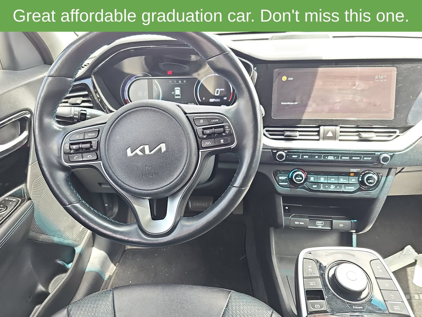 Used 2022 Kia Niro EX Premium w/ Cold Weather Package FWD image 9